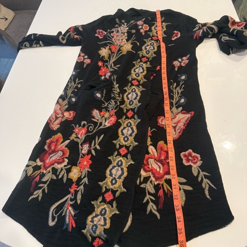 Johnny Was Floral Embroidered Black Cardigan size S - Picture 8 of 14